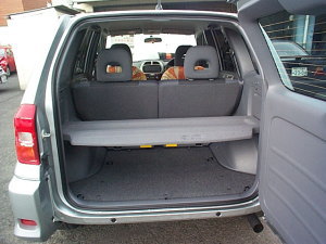 16 New RAV4 INTERIOR 5