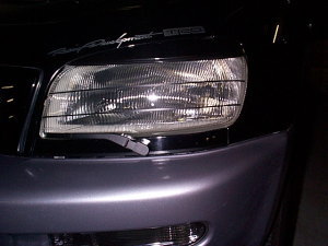 02 Stylish Headlight Wiper